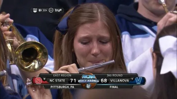 Crying Flute Girl 