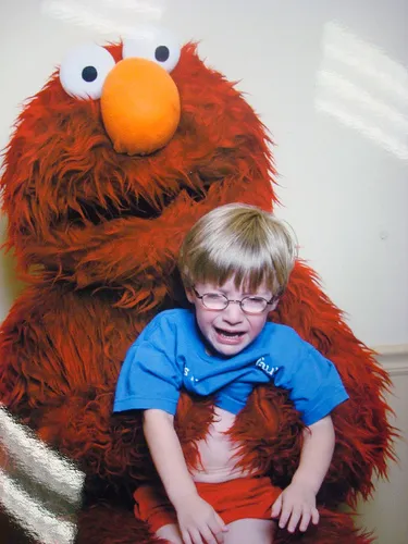 Elmo Loves You! 