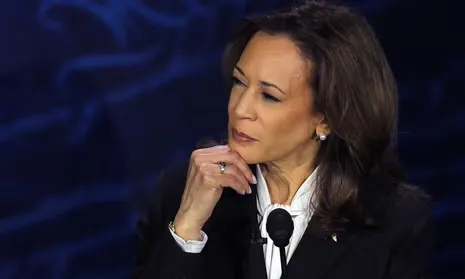 Kamala Harris chin pose