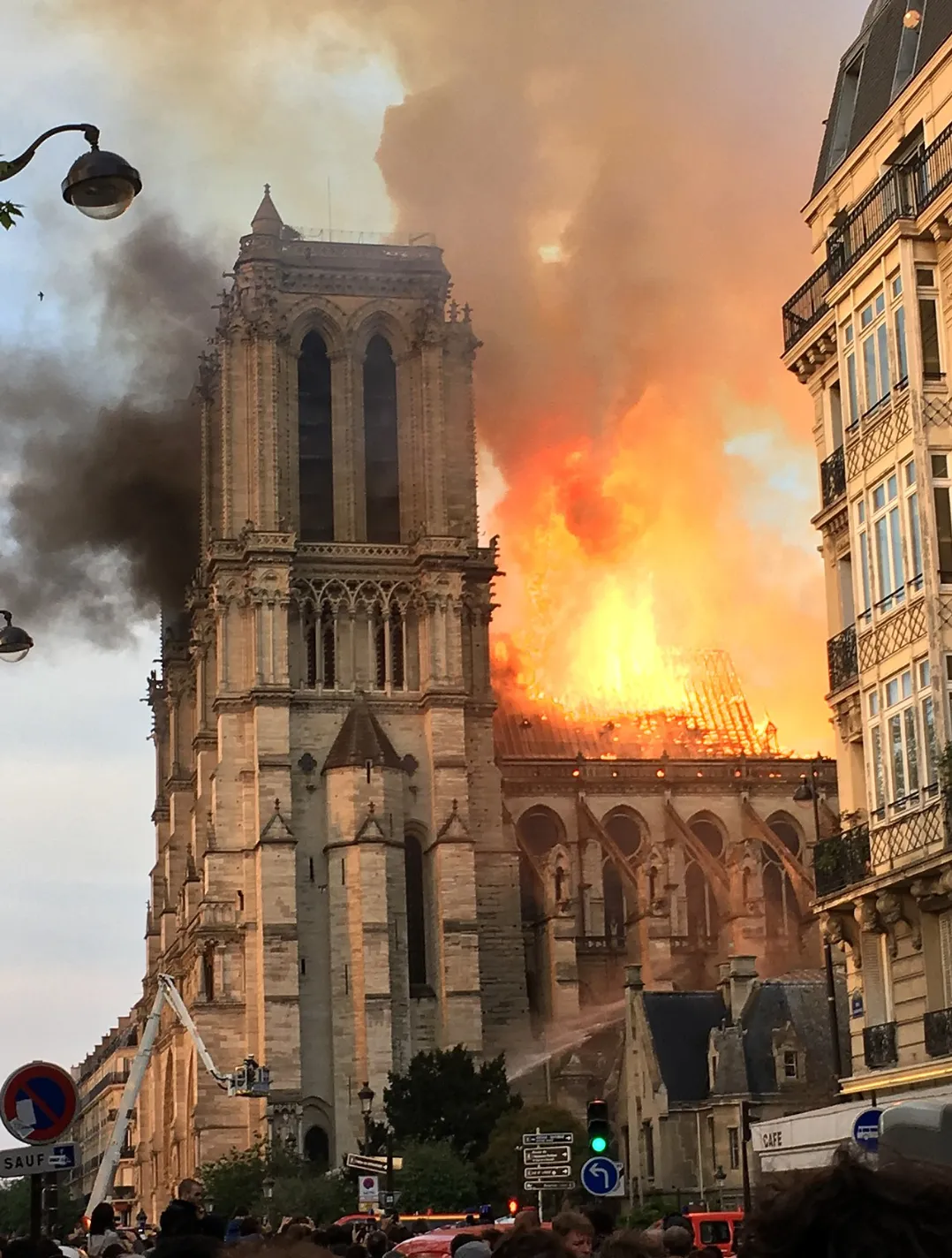 Notre Dame fire 