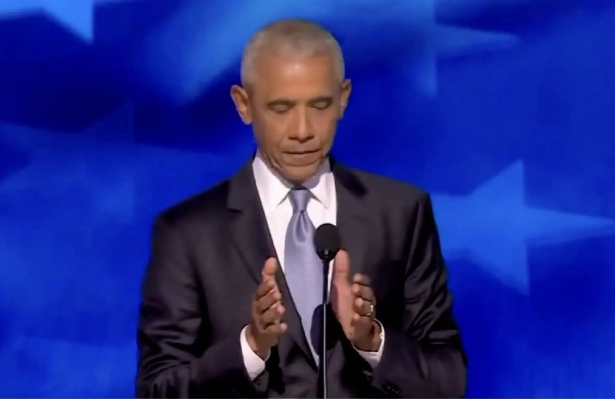 Obama Trump crowd size