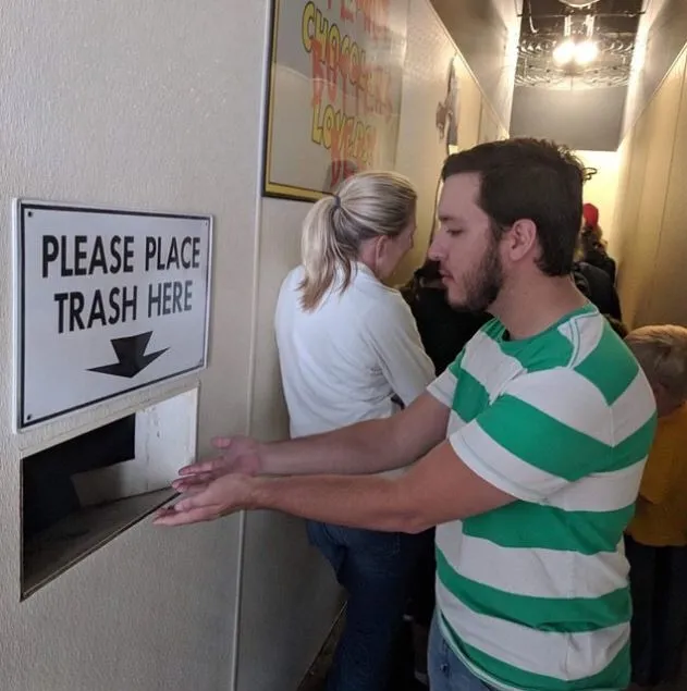 Please place trash here 