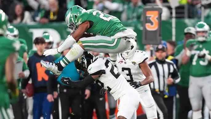 Saquon Barkley Hurdle