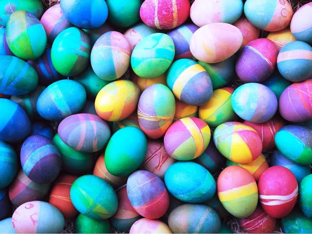 easter eggs 