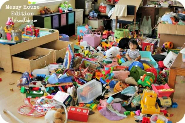 kid in messy room 