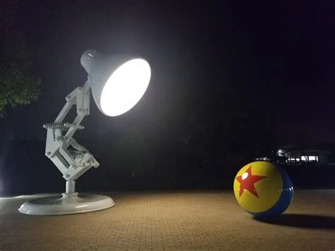 pixar lamp 